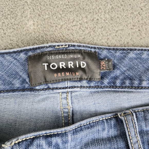 Torrid Jeans Womens 22R (40x29) Blue Denim Skinny Stretchy Distressed Slimming - Picture 14 of 15